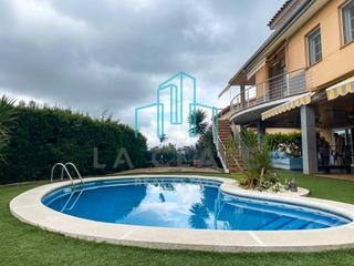 Casa  Avinguda l'onze de setembre. tu sueo hecho realidad en can barri, bigues i riells!