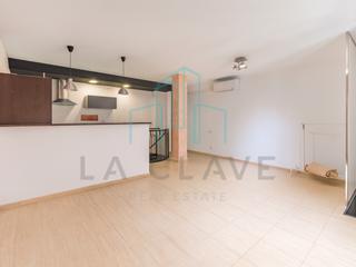 Estudi a Santa Eulàlia de Ronçana. Estudio/local en el centro de santa eulalia de ronçana