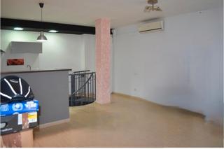 Estudio en Santa Eulàlia de Ronçana. Estudio/local en el centro de santa eulalia de ronçana