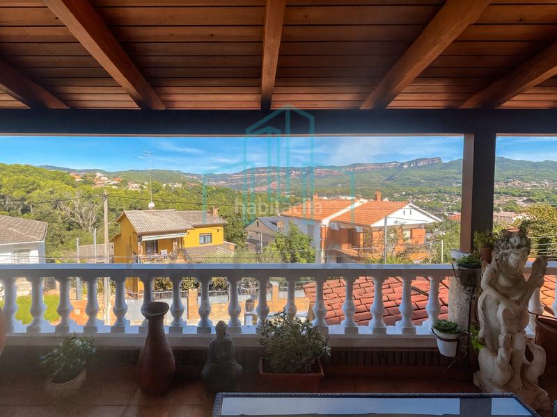 Foto 2a536528-8744-47fd-8c66-134ad7f35753. Casa con camino riscaldamento parcheggio piscina in Bigues i Riells del Fai