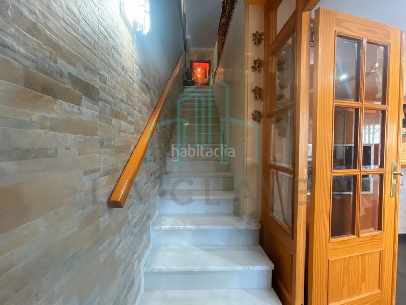 Foto c7b405ec-1b7b-441c-a6ef-d9ee8622d6db. Casa con camino riscaldamento parcheggio piscina in Bigues i Riells del Fai