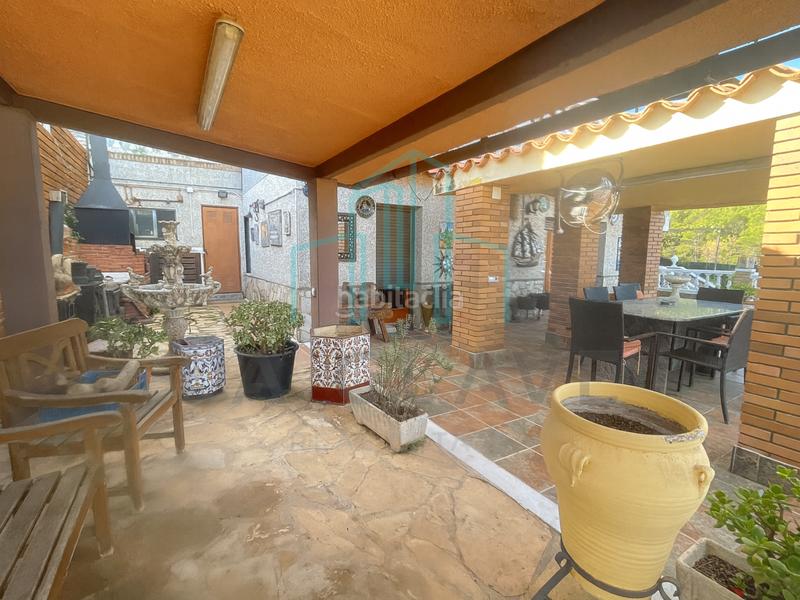 Foto f7e385f8-1408-48d3-a9df-3e666123feca. Casa con camino riscaldamento parcheggio piscina in Bigues i Riells del Fai