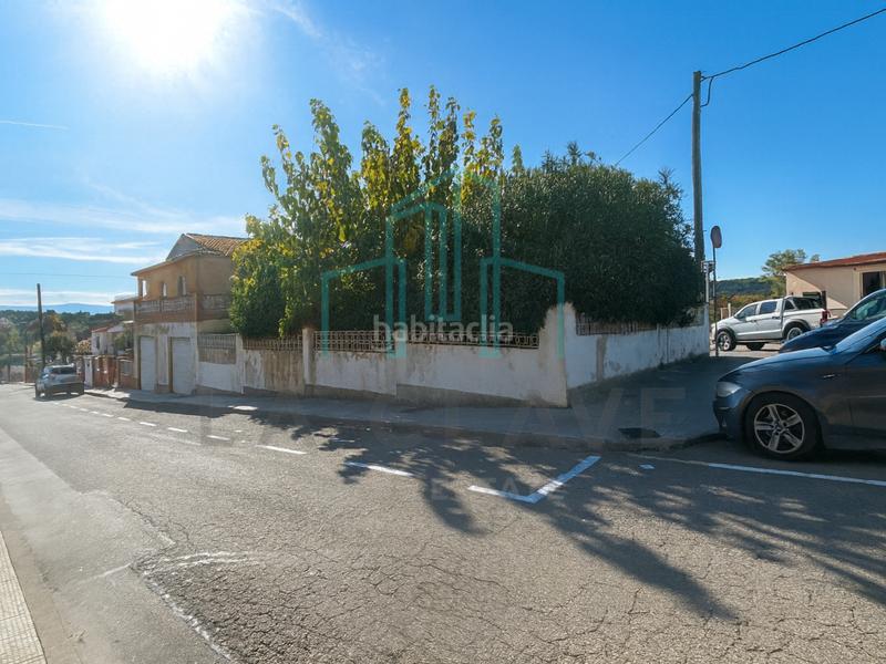 Foto 1f1014fd-1a88-4834-b094-accee39bf9e8. Maison jumelée avec cheminée parking dans Lliçà d´Amunt