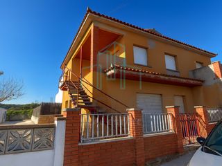 Doppelhaus in Lliçà d´Amunt. Oportunidad en lliçà de vall