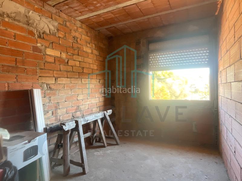 Foto e6b5a0e3-6908-4d72-98b9-bf336e57f701. Maison jumelée avec cheminée parking dans Lliçà d´Amunt