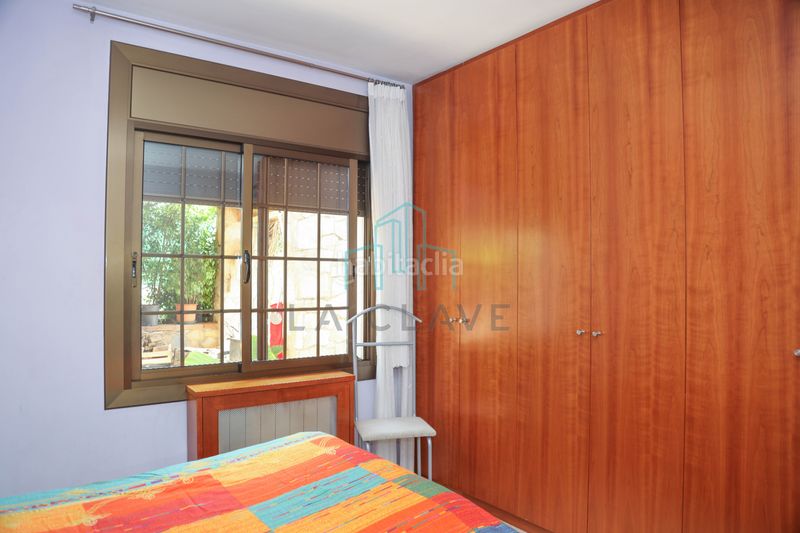Foto 0b98f148-3b27-4fba-9236-e42431dcf662. Casa amb xemeneia calefacció aparcament a Lliçà d´Amunt
