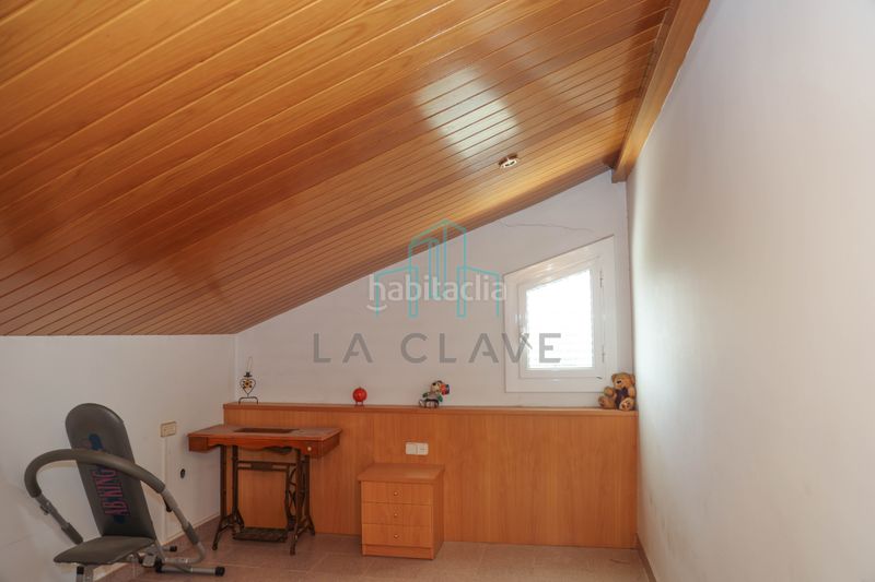 Foto 8d9715de-db34-4518-a0aa-ad570fe45a10. Casa amb xemeneia calefacció aparcament a Lliçà d´Amunt