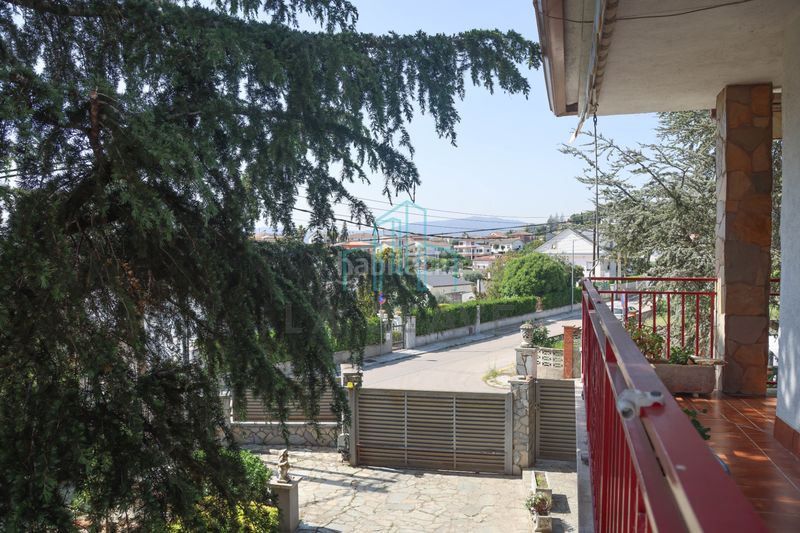 Foto 9505db06-9b28-4297-87b0-76a65fa8ddc5. Casa amb xemeneia calefacció aparcament a Lliçà d´Amunt
