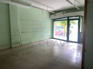 Local Comercial en Avinguda Prat de la Riba