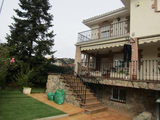 Chalet en Plaza de la constitución 8. Chalet indeendiente en zona exclusiva
