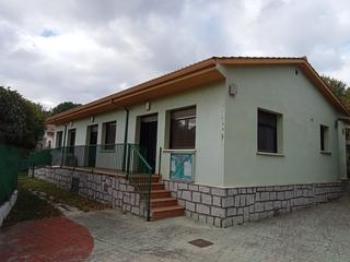 Xalet a Plaza de la constitución 10. Estupendo chalet construido en una sola planta