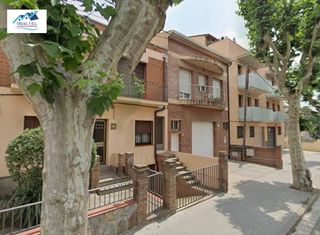 Etagenwohnung  Avenida canovelles. Venta piso en av canovelles 8 en canovelles barcelona
