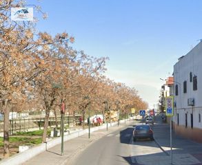 Chalet  Calle torres albas. Venta casa adosada en sevilla