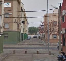 Maison  Calle de lorenzo cepeda. Venta casa en sevilla