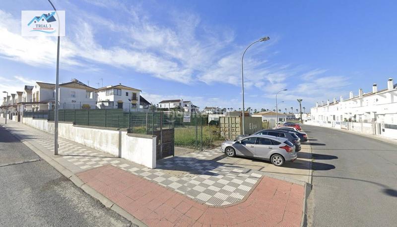 Foto 9ccb010a-e926-4c65-acae-b4d3bf5e9e78. Casa adossada a Cartaya