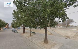 Maison jumelée à Palmete. Venta casa adosada en sevilla.