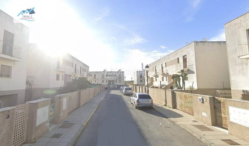 Foto 94d0eb03-c03c-4f09-9626-0ec90e0dd823. Casa adossada amb aparcament a Palma del Condado (La)