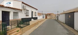 Semi detached house  Calle don rodrigo. Venta casa en calañas huelva