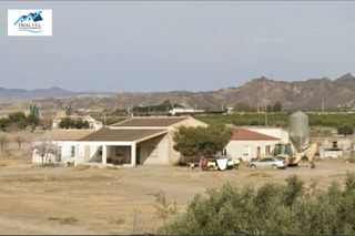 Haus  04600. Venta casa en huercalovera almería