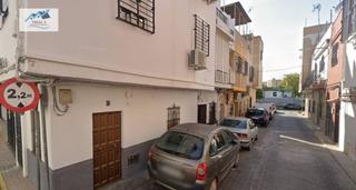 Casa  Calle coronil el. Venta de casa en sevilla.