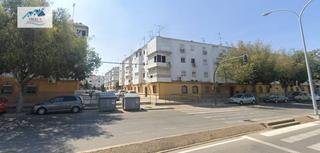 Pis  Calle calamar. Venta de piso en sevilla.