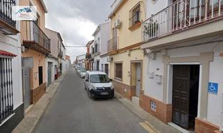 Casa adossada  Virgen del pilar. Venta de casa en pilas, sevilla.
