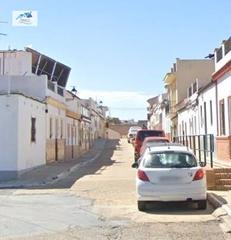 Casa adossada  Calle jacinto benavente. Venta casa en gibraleón huelva