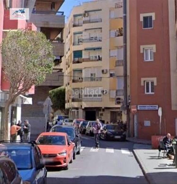 Foto 2c24470a-e36f-4230-b4f0-95434fada3c0. Pis a calle general luque 54 a Centro Almería