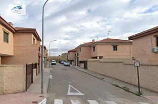 Maison  Calle valle inclan. Nueva venta casa en mora  toledo