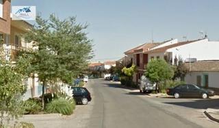 Casa a schiera  Calle cervantes. Venta casa adosada en alcolea de calatrava  ciudad real