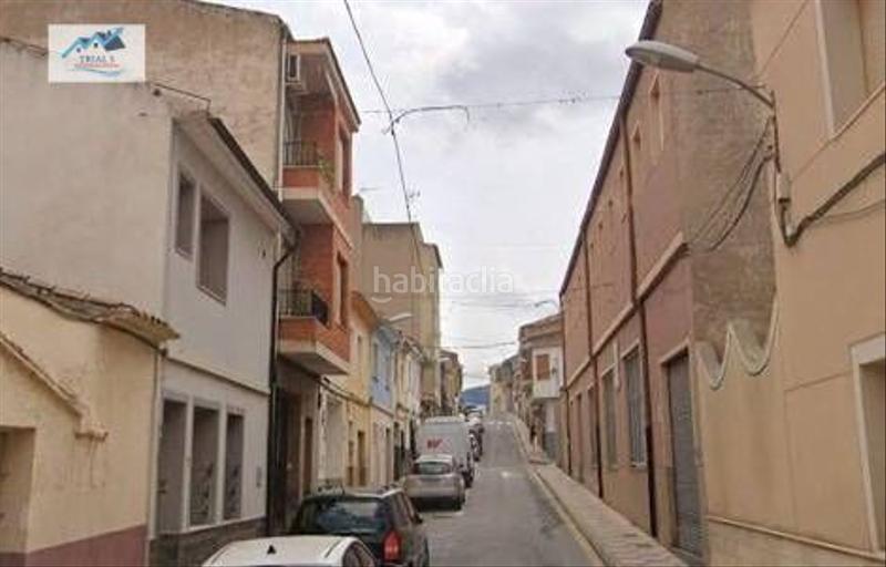 Foto 1824766b-c9db-44f8-a43c-bdcc2b7c2da1. Pis a Castalla