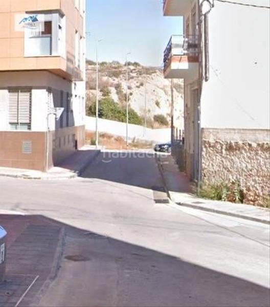 Foto 125b1322-4f4f-4505-ac55-6d3eff6ad38c. Parking voiture dans Calasparra