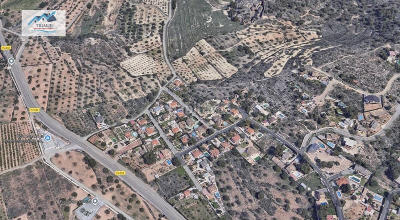 Foto dfe5c960-1491-4dab-9e53-189445324cb7. Terrain résidentiel dans Olocau