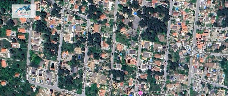 Foto 49e3b797-ccfb-45dd-a72e-2f6838657ef1. Chalet con piscina in Torre de Claramunt (La)