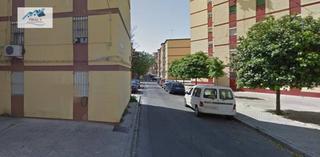 Etagenwohnung  Calle acuario. Venta de piso en sevilla.