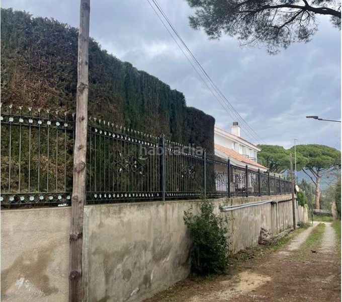 Foto d6c626c3-cdc1-402e-a015-56b772d5c993. Xalet amb aparcament piscina a Nucli Urbà Argentona