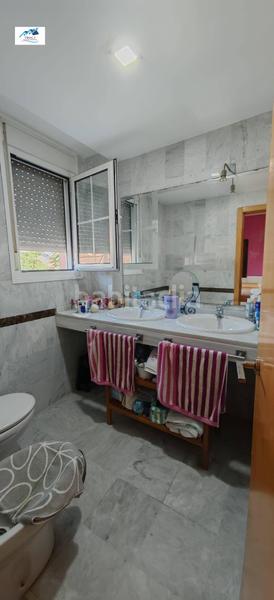 Foto 40e71994-2f29-4845-a016-7c98e0e6ebcc. Reihenhaus mit parking in Olivar de Quintos Montequinto