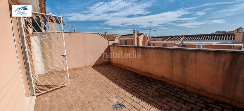 Foto a4b90964-7713-4d9e-8bd6-410ce8cf7b1a. Reihenhaus mit parking in Olivar de Quintos Montequinto