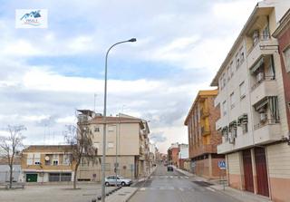 Locale commerciale  Calle de áurea galindo. Venta almacén o local en linares  jaén