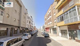 Pis a Calle Alberto Oliart Saussol