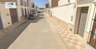 Casa adossada  Calle violeta. Venta de casa en pedrera, sevilla.