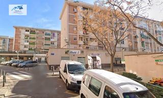 Pis  Calle dels buri. Venta de piso en cornella de llobregat , barcelona.