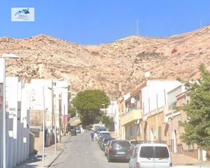 Pis  Calle revda madre m micaela. Venta piso en almería