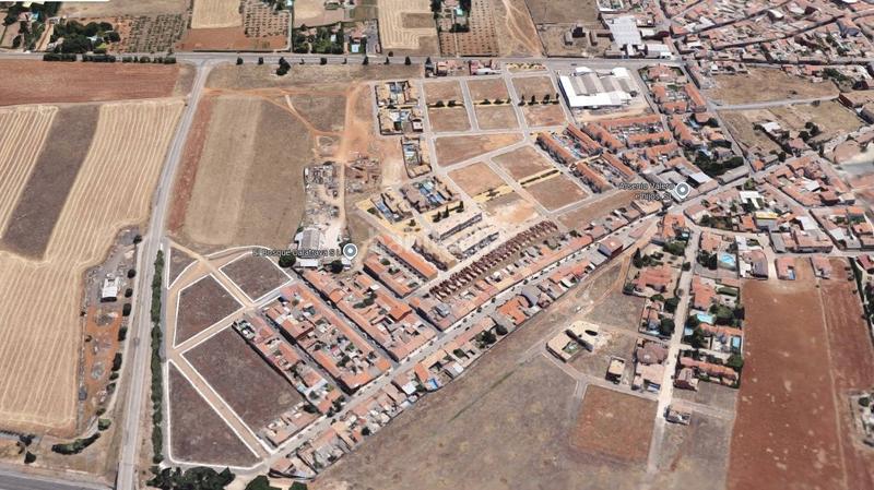 Foto 0bfda0e2-06be-42ca-a03b-3849b48dac40. Reihenhaus mit parking pool in Argamasilla de Calatrava