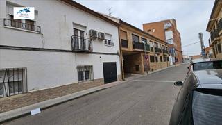 Parking coche  Calle del doctor juan francisco higueras. Venta garaje en yuncos  toledo