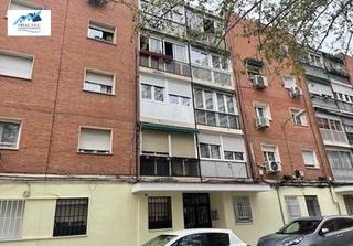 Business premise in Plaza PADRON