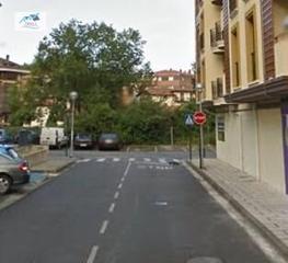 Parking voiture  Calle urb.molino san martin. Venta garaje en cabezón de la sal en cantabria