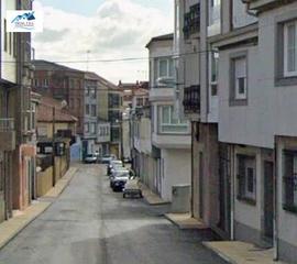 Local commercial  Calle de vicente risco. Venta de local en melide a coruña