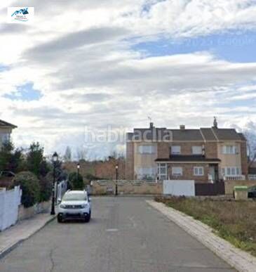 Foto 059c8cdc-2bf9-4c47-a8b4-e01cad64844f. Xalet amb piscina a Ugena
