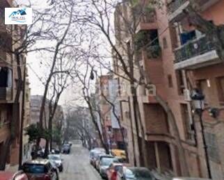 Foto b0cd8179-c9c4-45ef-b73e-5c46c7f0cb21. Pis a Guinardó Barcelona